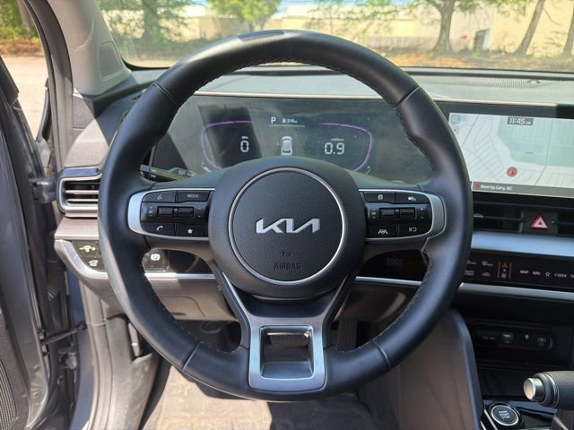 Used 2025 Kia Sportage EX w/ Premium Package FWD image 12