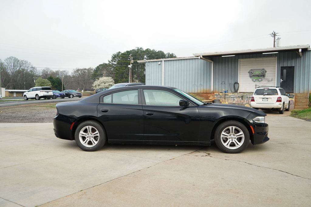 Used 2021 Dodge Charger SXT w/ Leather Interior Group image 3