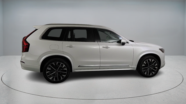Used 2026 Volvo XC90 T8 Ultra w/ Protection Package Premier AWD/4WD image 3