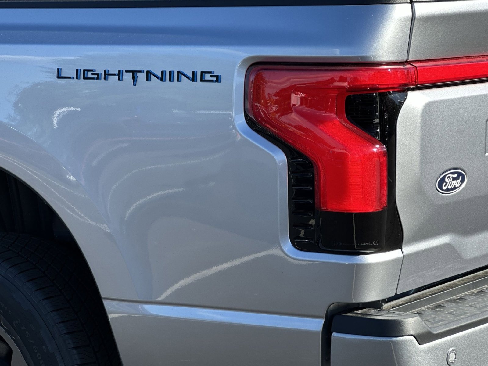 New 2025 Ford F150 Lightning Lariat image 39