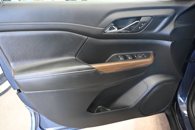 Used 2019 GMC Acadia SLE AWD/4WD image 27