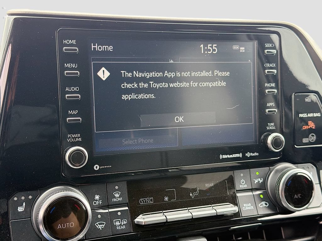 Used 2022 Toyota Highlander XLE AWD/4WD image 13