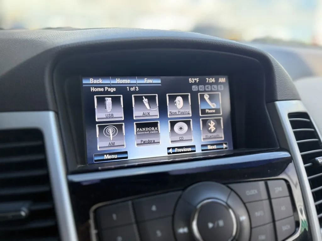 Used 2015 Chevrolet Cruze LT w/ Sun, Sound and Sport Package image 24