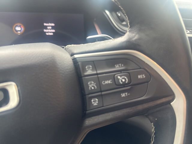 Used 2021 Jeep Grand Cherokee L Limited AWD/4WD image 10