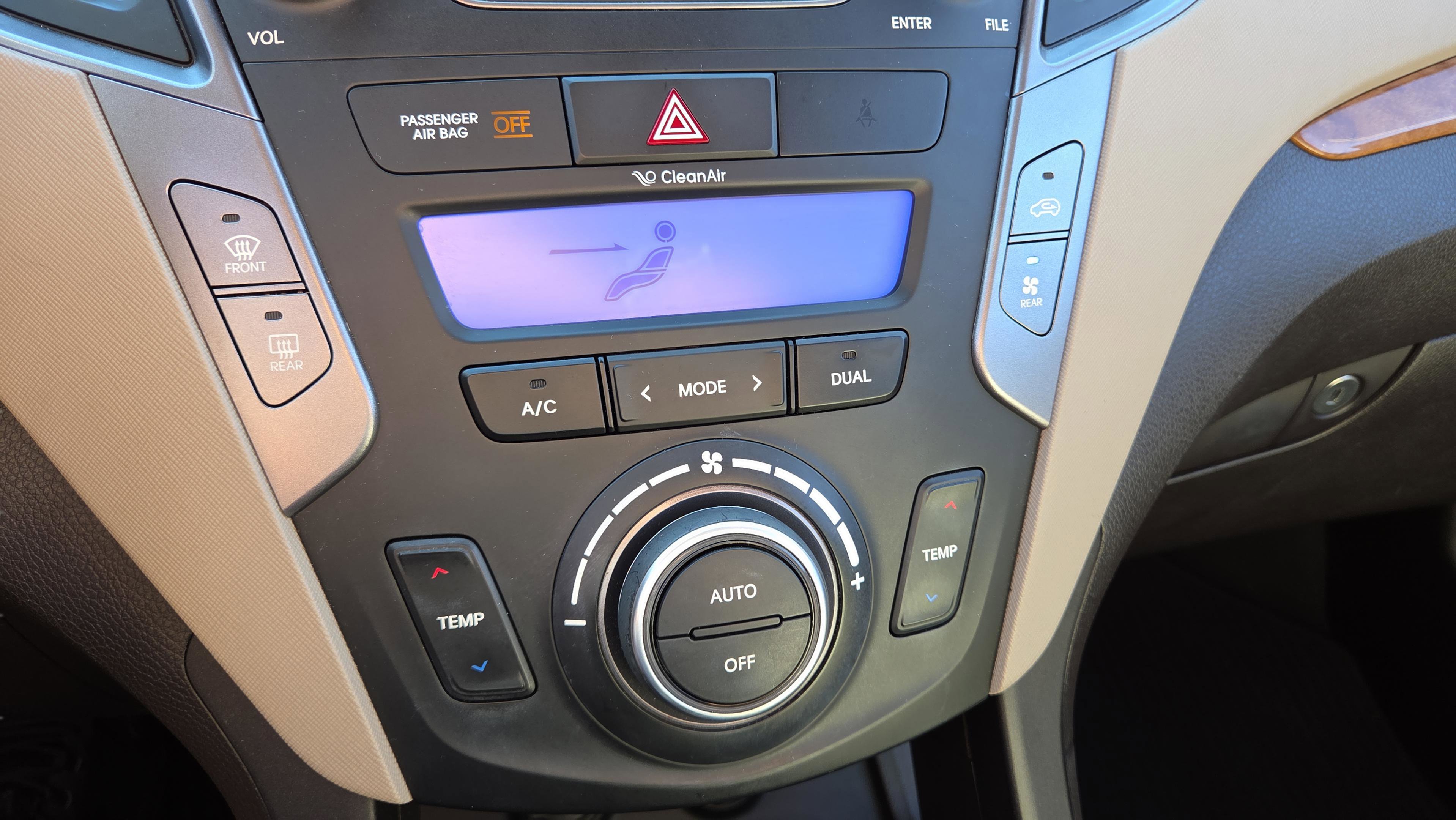 Used 2014 Hyundai Santa Fe GLS image 67