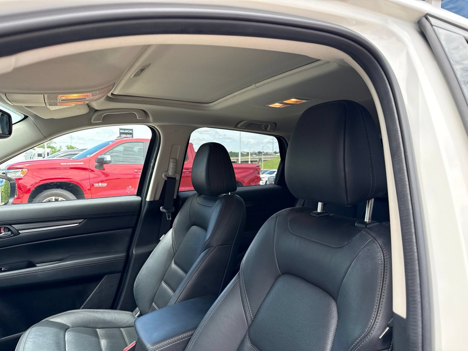 Used 2023 MAZDA CX-5 AWD 2.5 S w/ Premium Package image 13
