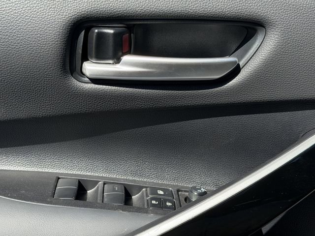 Used 2025 Toyota Corolla XSE image 25