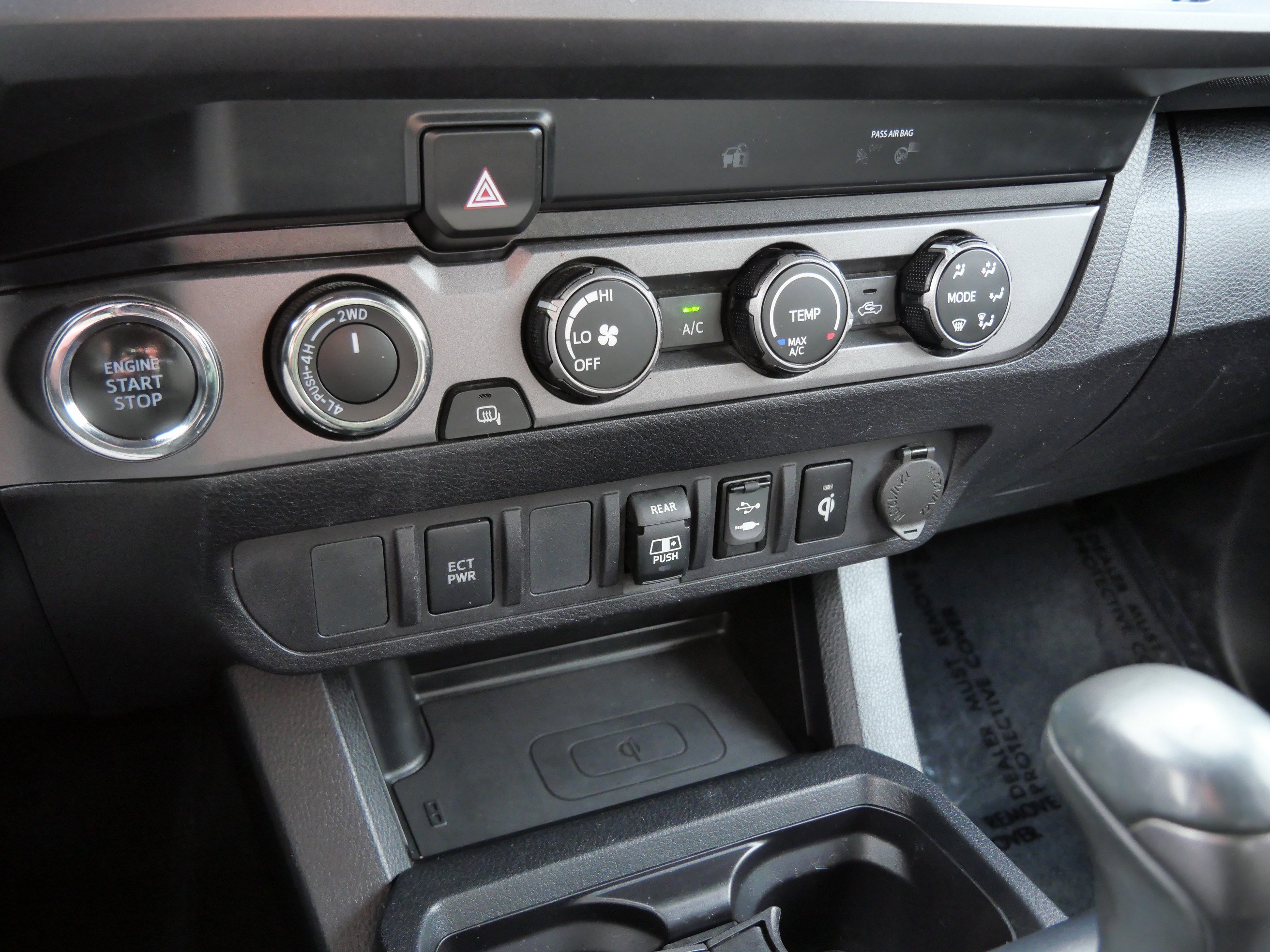 Certified 2019 Toyota Tacoma TRD Sport image 24