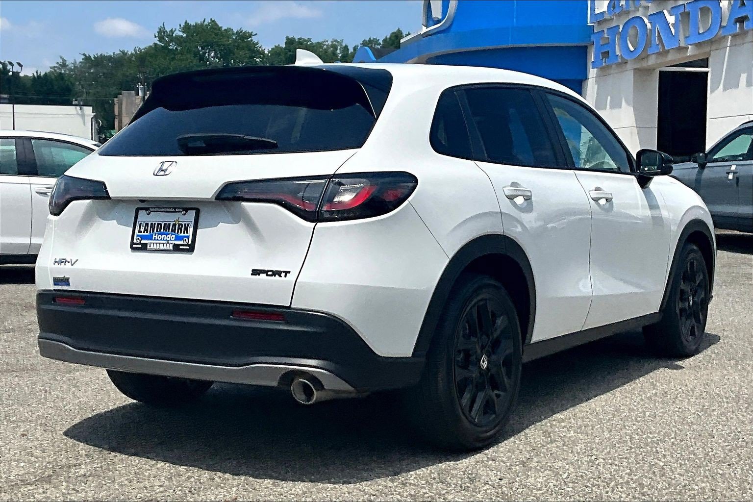 Used 2024 Honda HR-V Sport image 2
