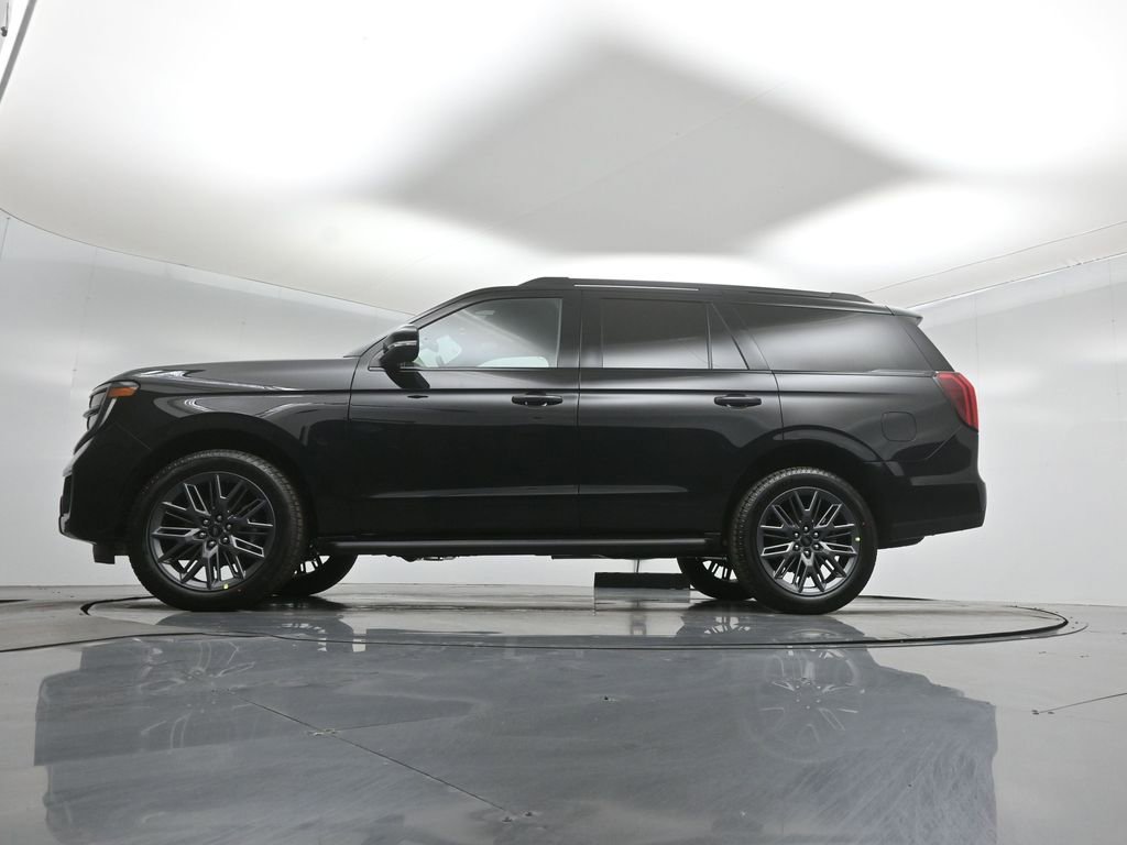 New 2026 Ford Expedition Platinum w/ Stealth Appearance Package AWD/4WD image 7