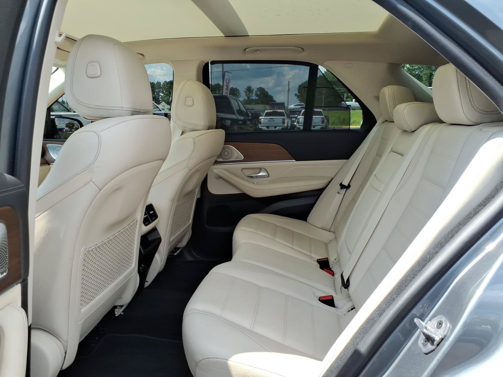 Used 2021 Mercedes-Benz GLE 450 4MATIC image 22