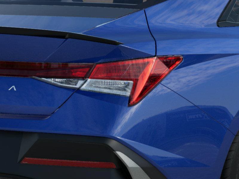 New 2026 Hyundai Elantra SEL Sport FWD image 10