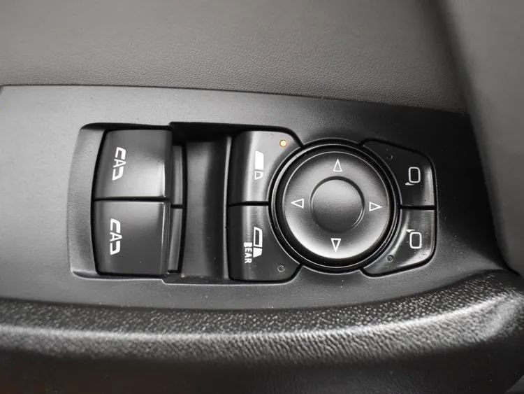 Used 2023 Chevrolet Camaro LT RWD image 15