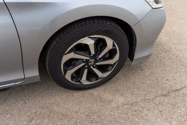 Used 2016 Honda Accord EX-L image 9