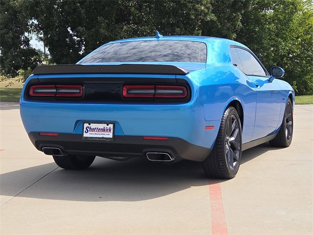 Used 2023 Dodge Challenger R/T w/ Blacktop Package image 8