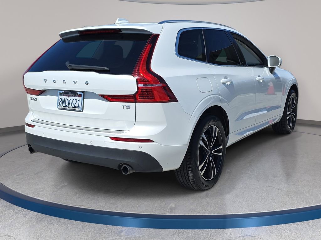 Used 2020 Volvo XC60 T5 Momentum FWD image 6