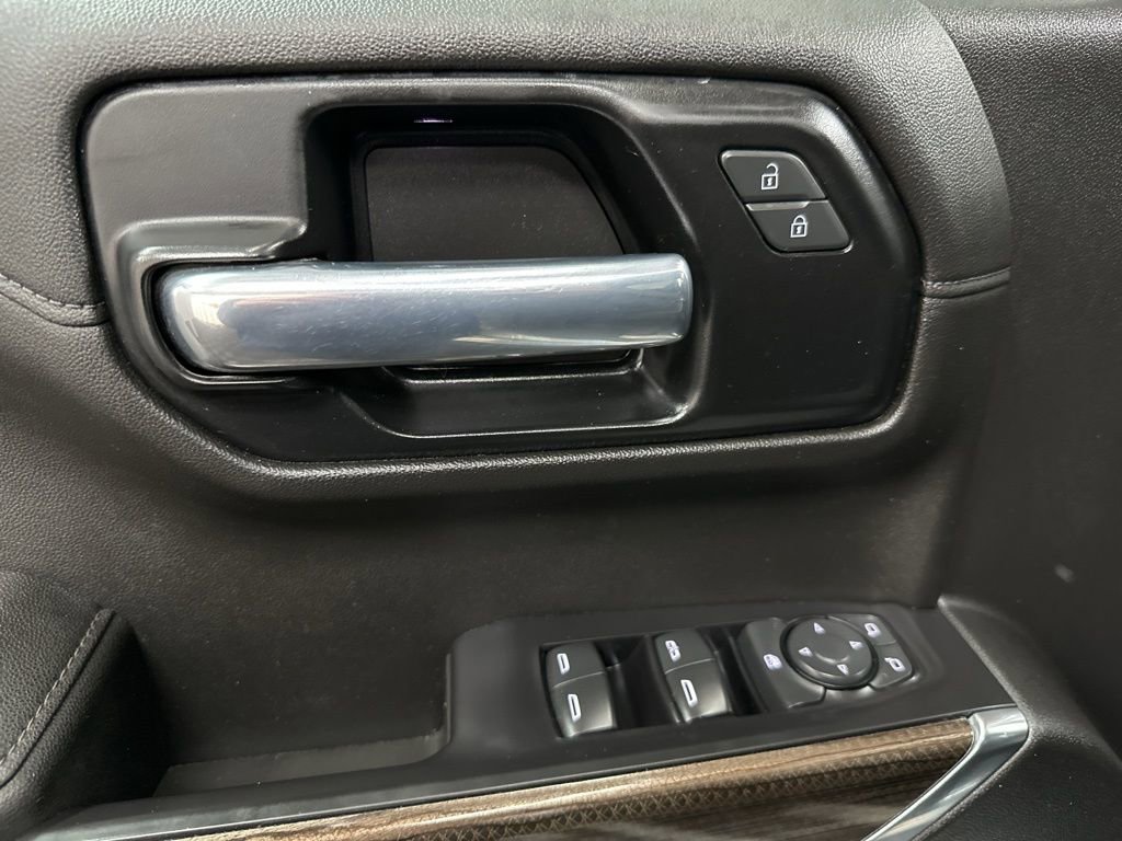 Used 2021 Chevrolet Silverado 1500 LT Trail Boss w/ Convenience Package II AWD/4WD image 19