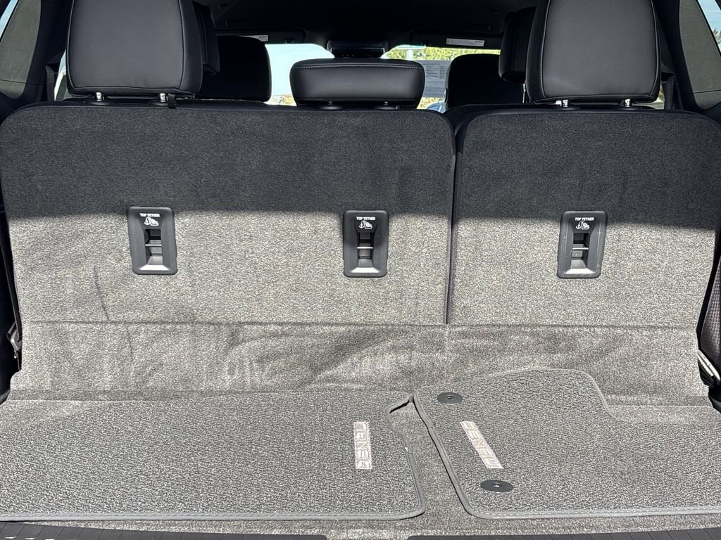 Used 2024 GMC Acadia Denali w/ Super Cruise Package image 26