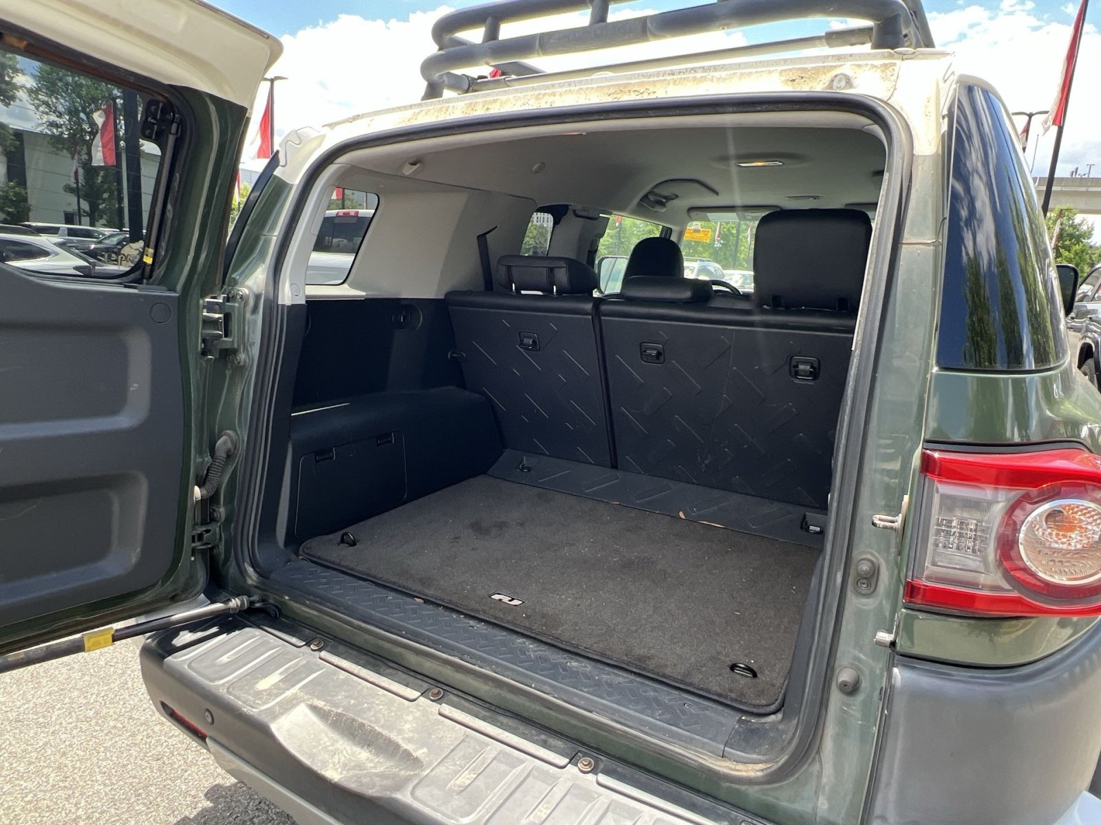 Used 2012 Toyota FJ Cruiser 4WD w/ Upgrade Pkg image 23