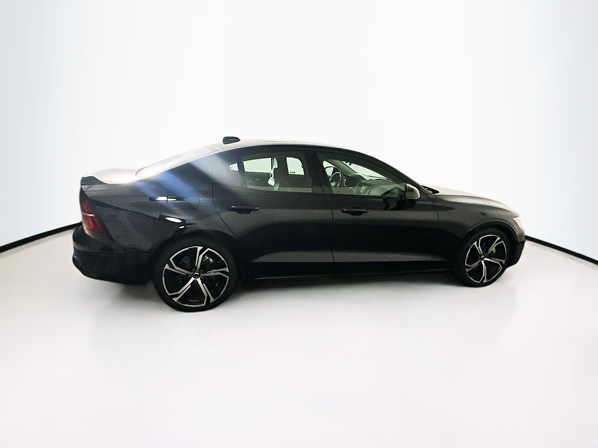 Used 2024 Volvo S60 B5 Plus image 10