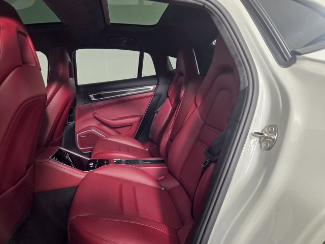 Used 2020 Porsche Panamera Turbo AWD/4WD image 25