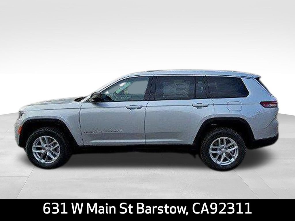 New 2024 Jeep Grand Cherokee L Laredo AWD/4WD image 8