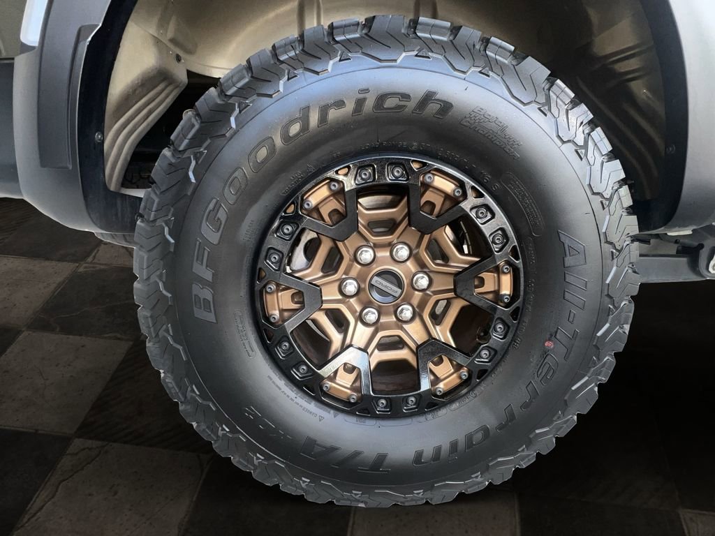 Used 2025 Ford F150 Raptor w/ Equipment Group 803A Raptor R AWD/4WD image 8