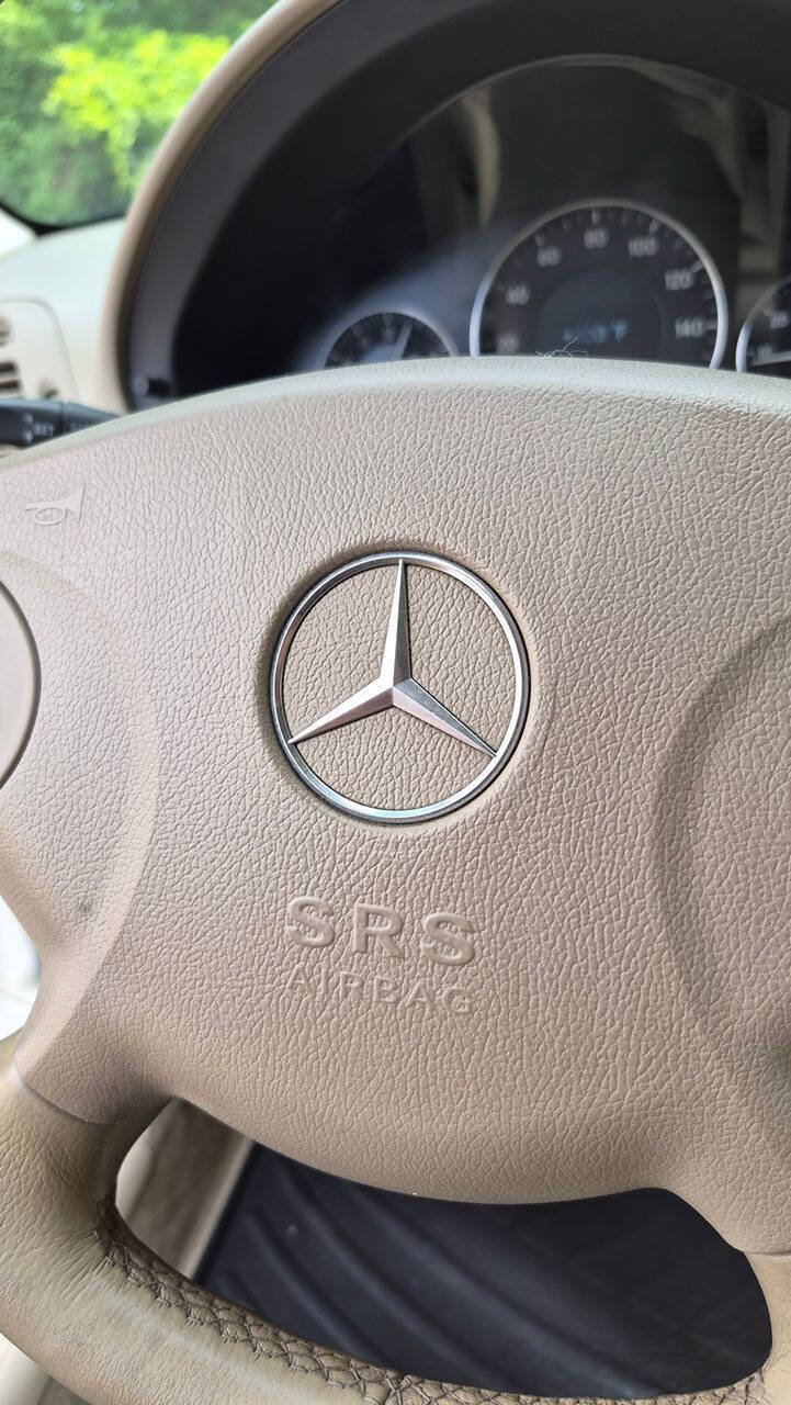 Used 2005 Mercedes-Benz E 500 Sedan image 37