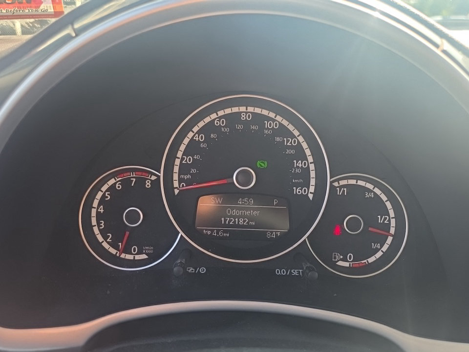 Used 2014 Volkswagen Beetle R-Line FWD image 8