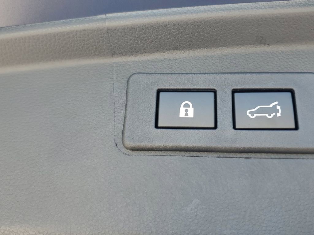 Used 2025 Subaru Outback Premium AWD/4WD image 27