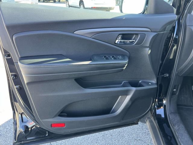 Used 2021 Honda Ridgeline Sport image 16