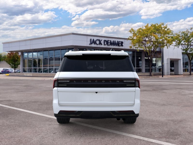 New 2026 Lincoln Navigator L Reserve AWD/4WD image 5