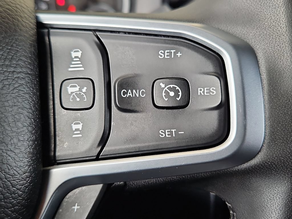 Used 2025 RAM 2500 Big Horn AWD/4WD image 22