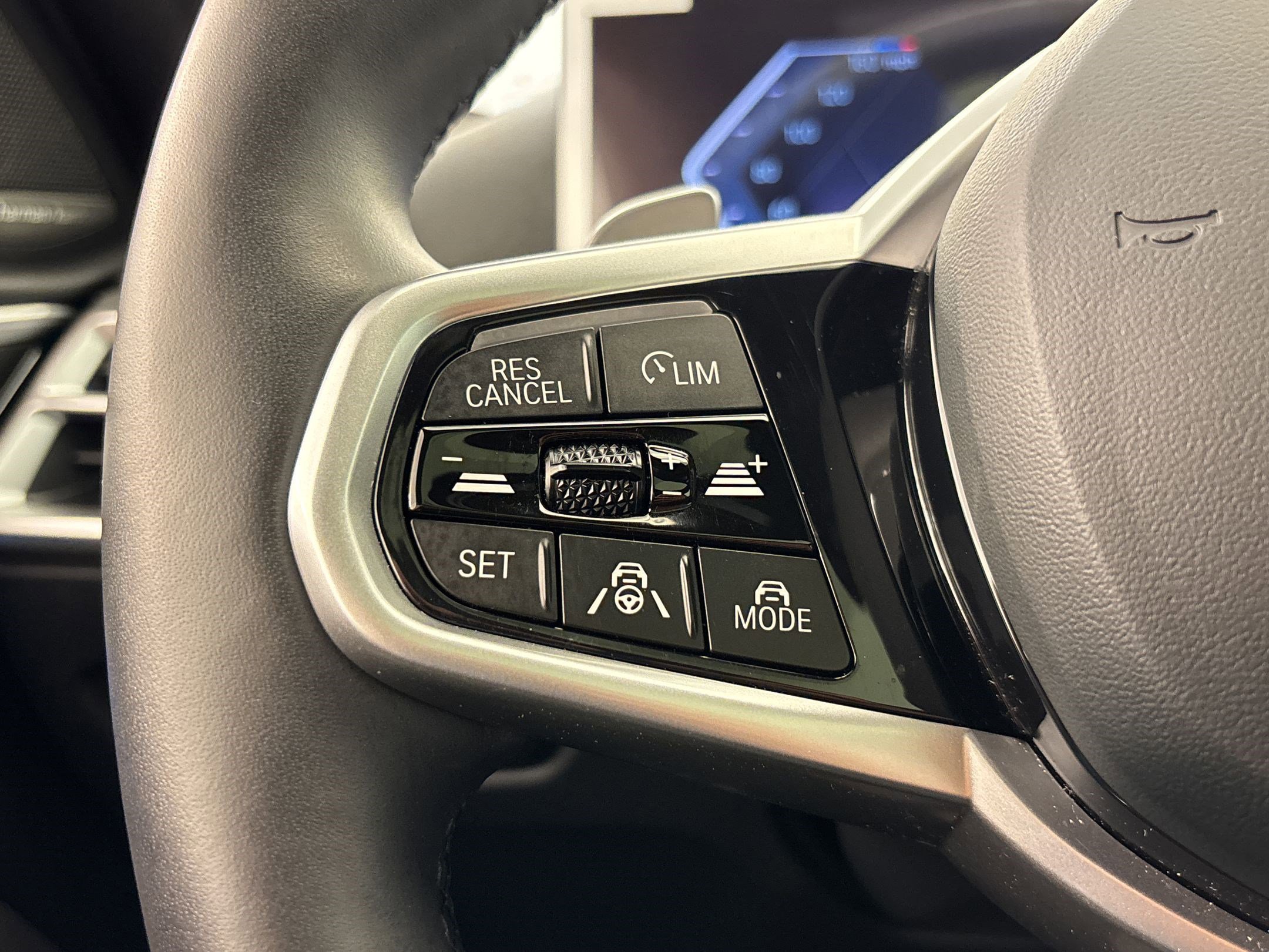 Used 2026 BMW 430i Coupe w/ M Sport Package RWD image 16