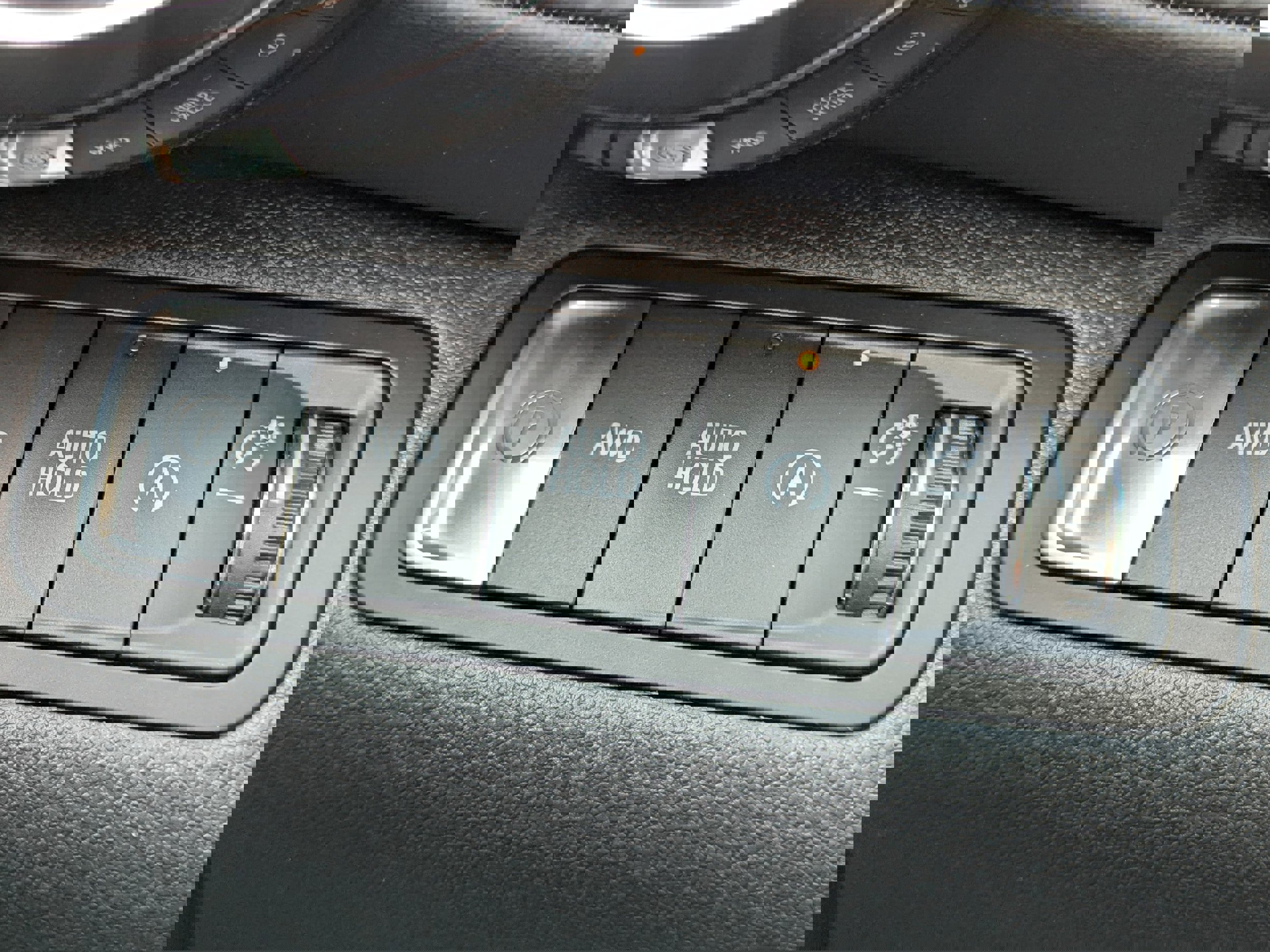 New 2026 Chevrolet Equinox LT w/ Convenience Package II image 17