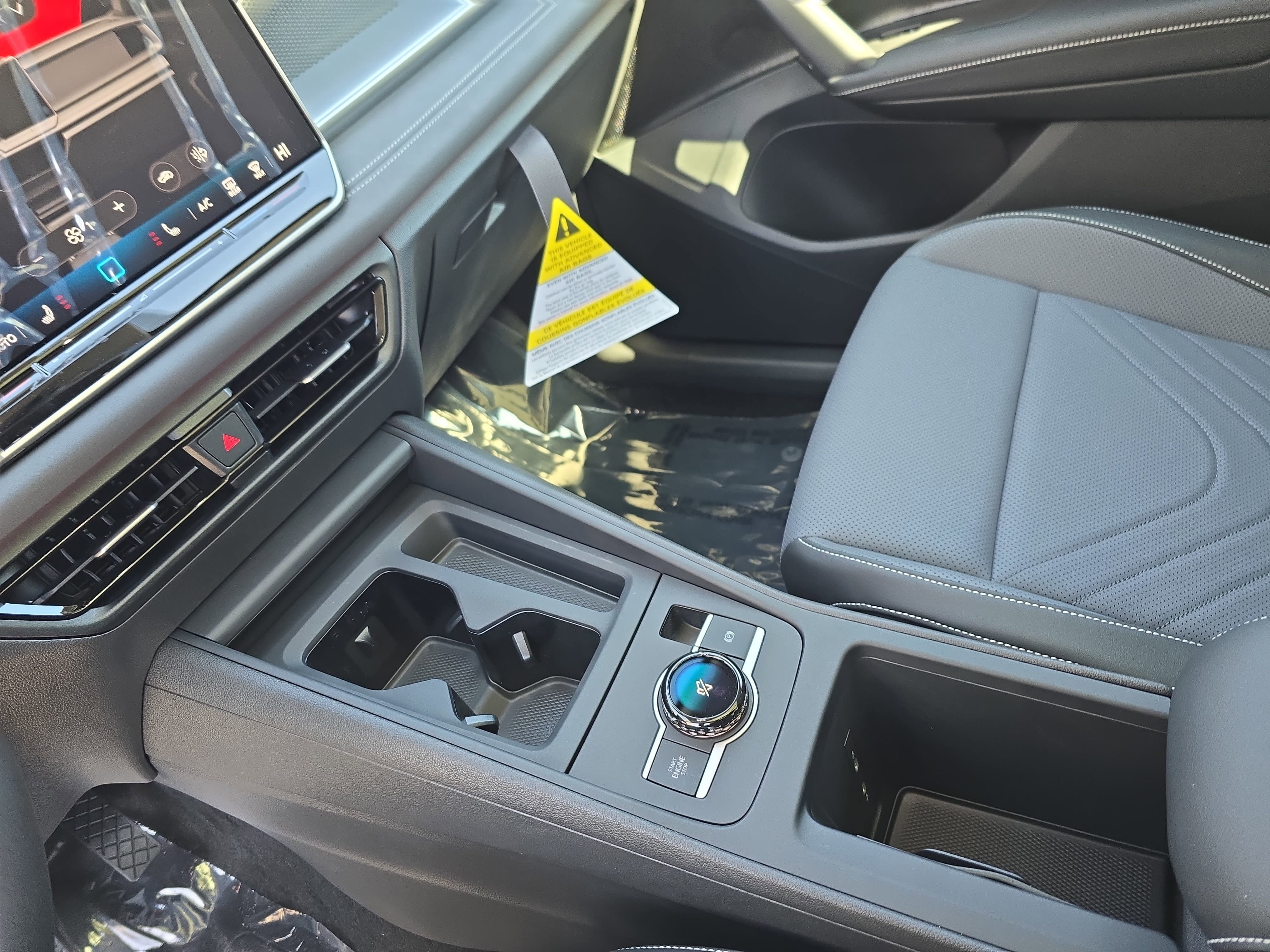 New 2026 Volkswagen Tiguan SE FWD image 24
