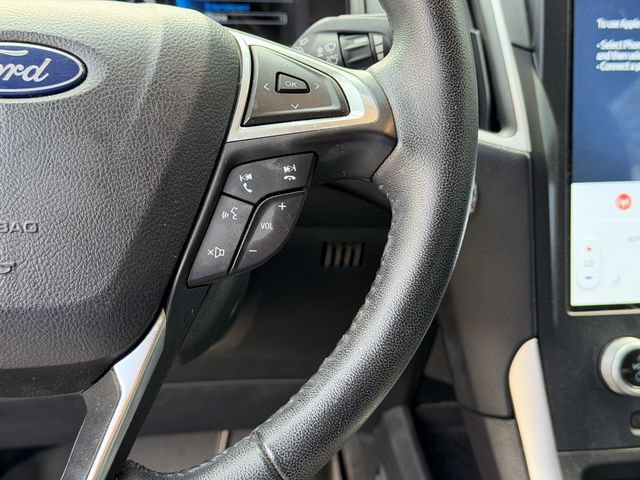 Used 2023 Ford Edge SEL w/ Sport Appearance Package AWD/4WD image 11