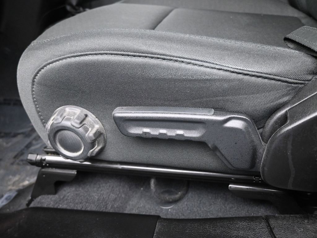 Used 2022 Jeep Wrangler Unlimited Sport image 12