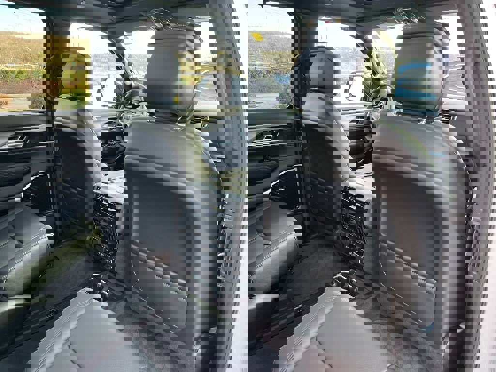 New 2026 Jeep Grand Wagoneer L Limited image 25