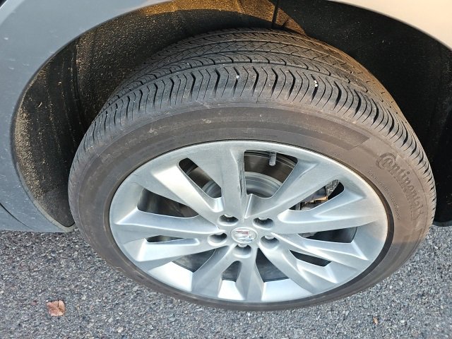 Used 2023 Buick Envision Avenir image 22