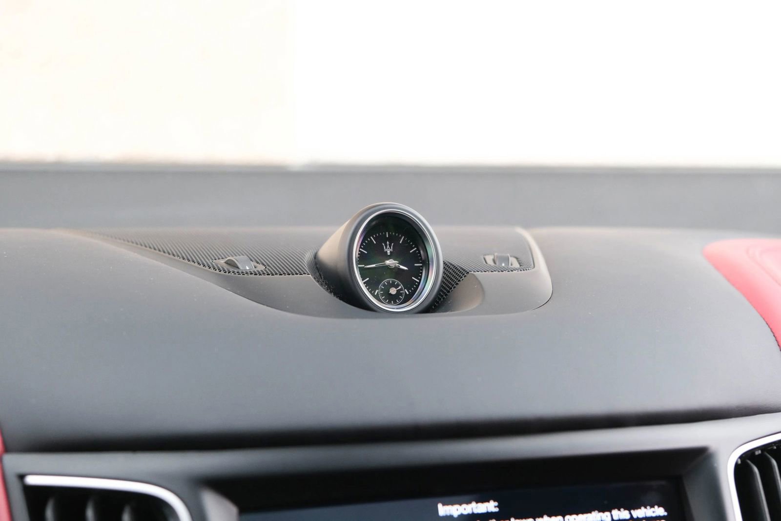 Used 2017 Maserati Levante S image 43