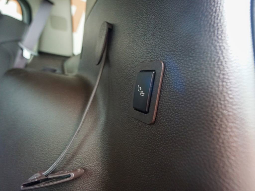 Used 2019 GMC Yukon Denali w/ Denali Ultimate Package image 40