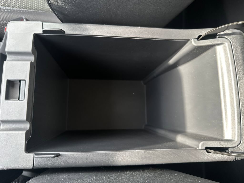 Used 2024 Subaru Crosstrek 2.0i Premium image 17