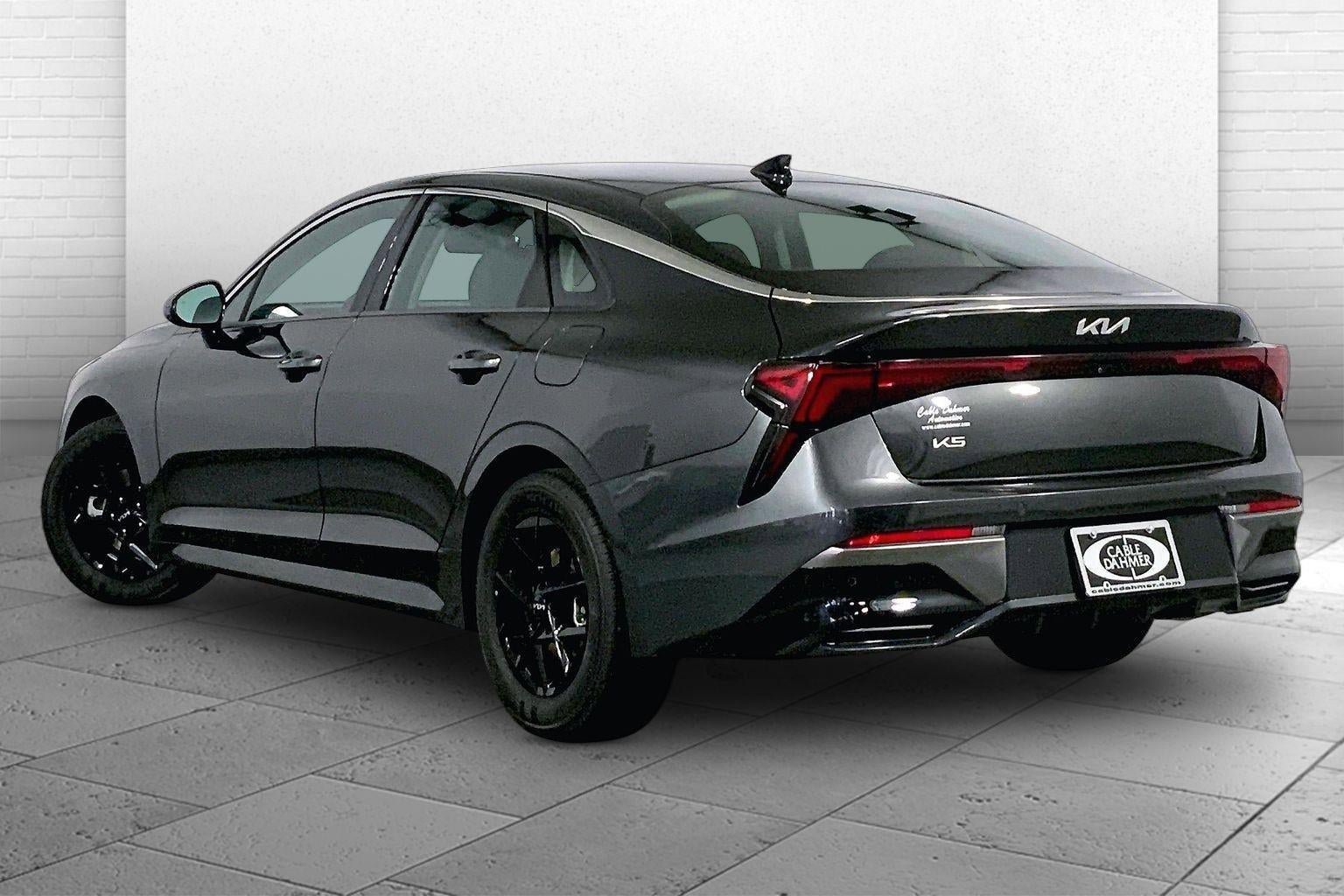Used 2025 Kia K5 LXS FWD image 11