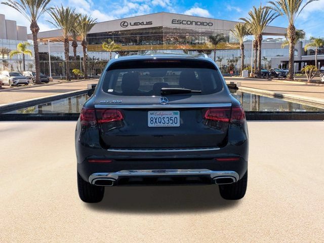 Used 2021 Mercedes-Benz GLC 300 image 6
