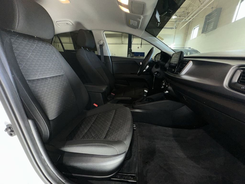 Used 2022 Kia Rio S image 24
