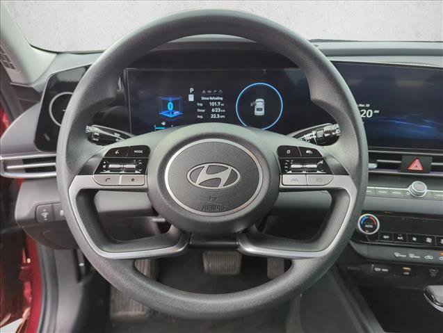 Used 2024 Hyundai Elantra SEL image 23