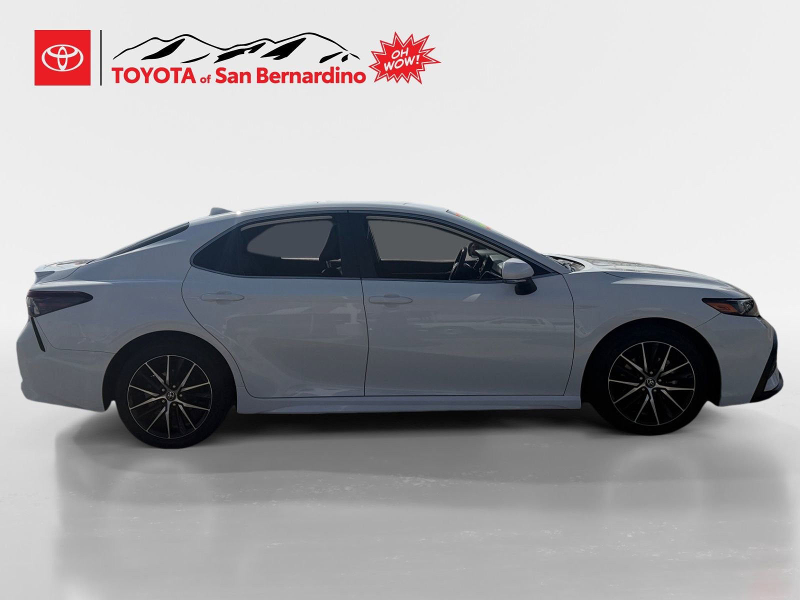 Certified 2022 Toyota Camry SE w/ Carpet Mat Package (TMS) FWD image 6