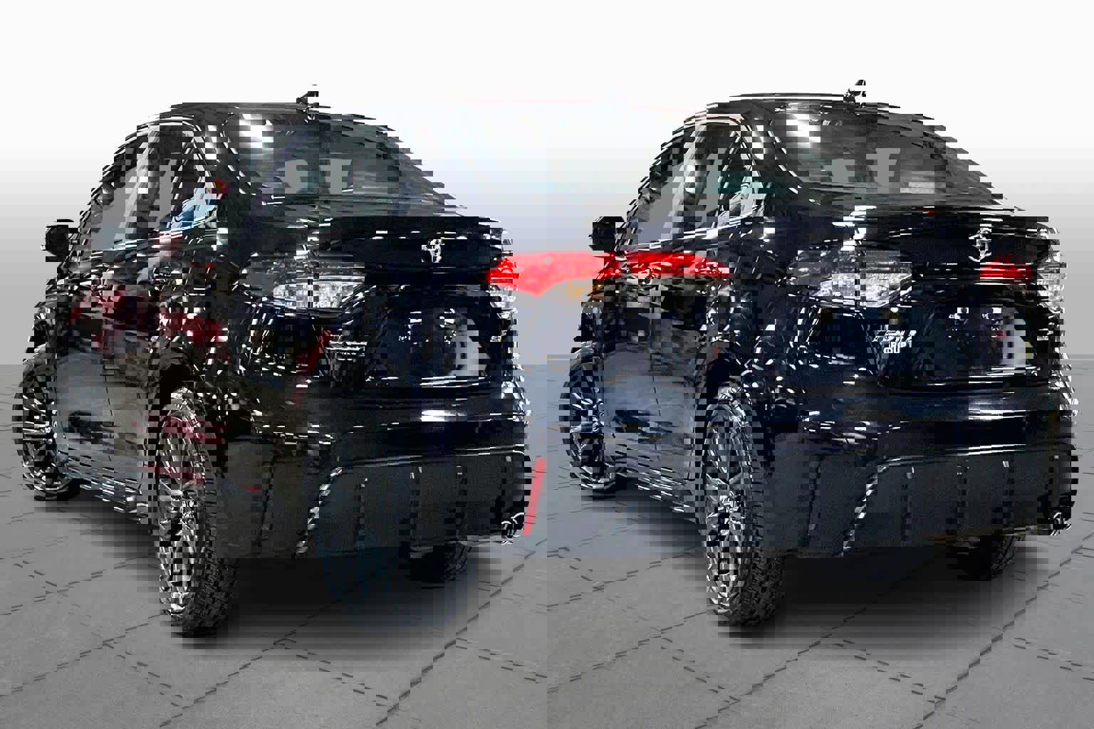 Certified 2025 Toyota Corolla SE image 11