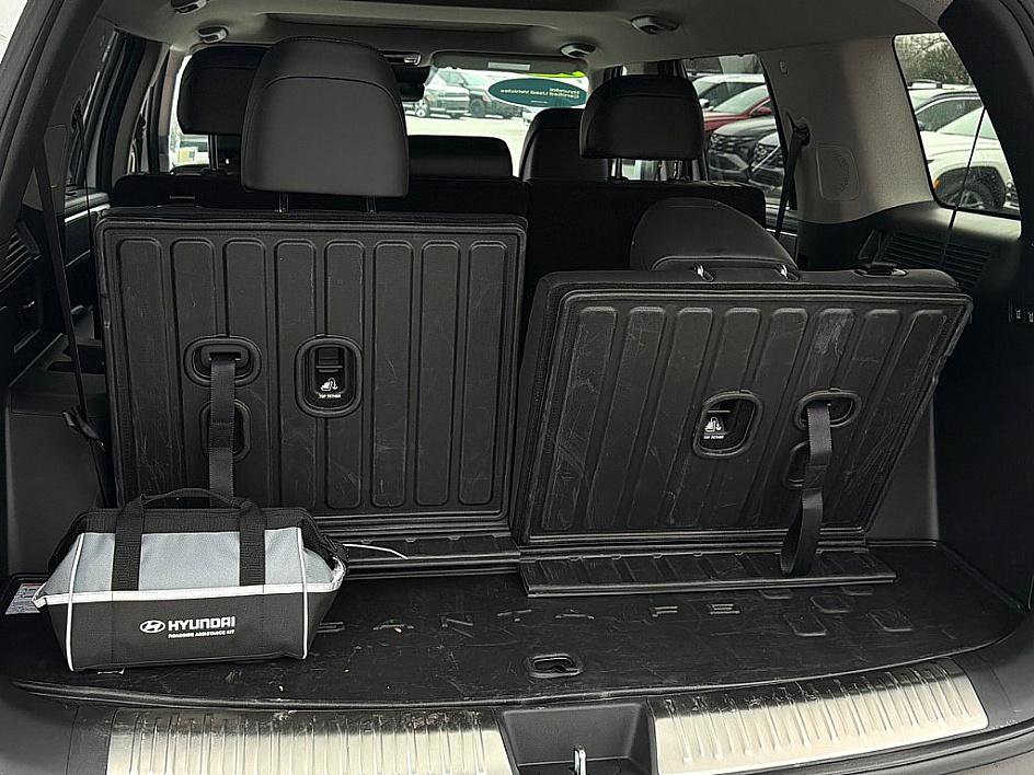 Certified 2025 Hyundai Santa Fe Limited image 28